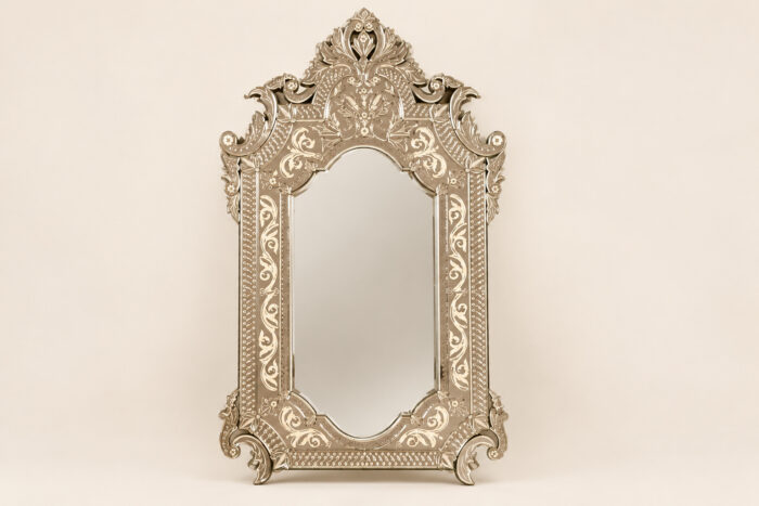 Venetian-Mirror-Baroque-Studio