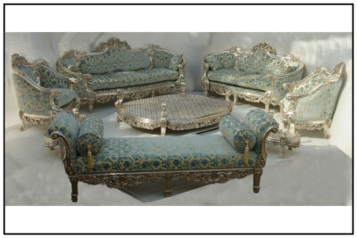 sofa set by signature Living furniture and Decor Dubai